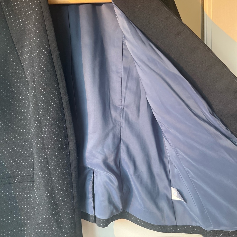 Talbots blazer navy pattern. - Picture 4 of 6